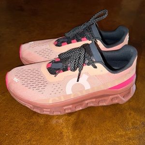 Cloudmonster
Rose | Cork
Size: 9 (Women's)